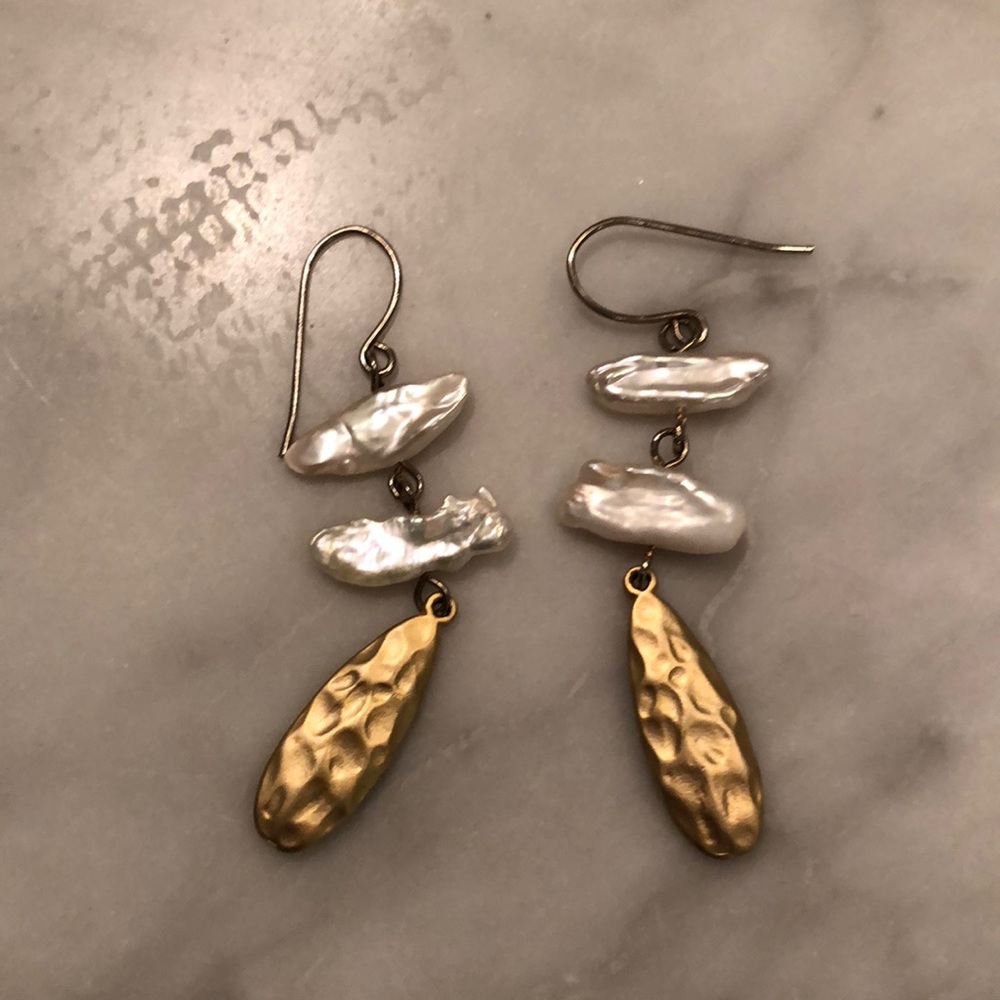 Gold tone and freshwater pearl earrings